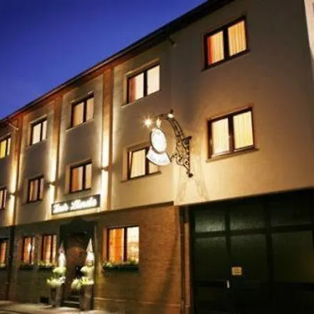 Zur Linde Hotel 3*