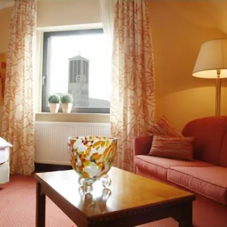 מלון Zur Linde 3*